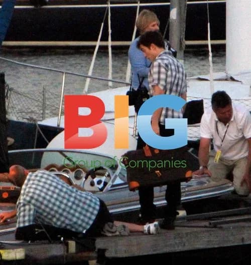 Robert Pattinson and Kristen Stewart in Rio