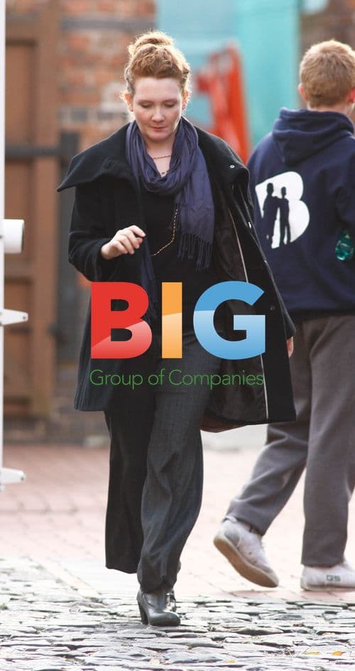 Jennie McAlpine on Coronation Street Set