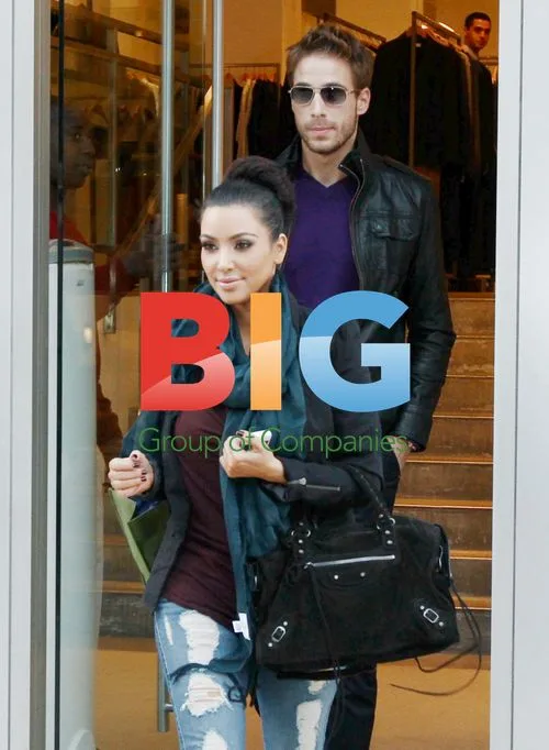 Kim Kardashian Shopping in NYC
