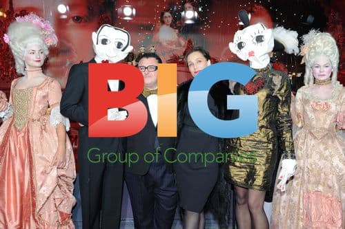 Kristin Scott Thomas and Alber Elbaz at Paris Christmas display