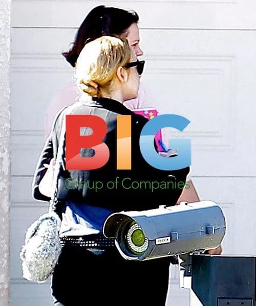 Lindsay Lohan going to alcohol class