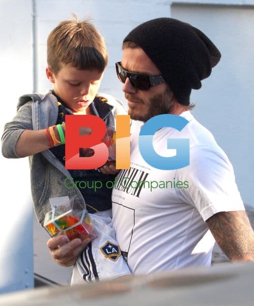 David Beckham and son at 'Color Me Mine'