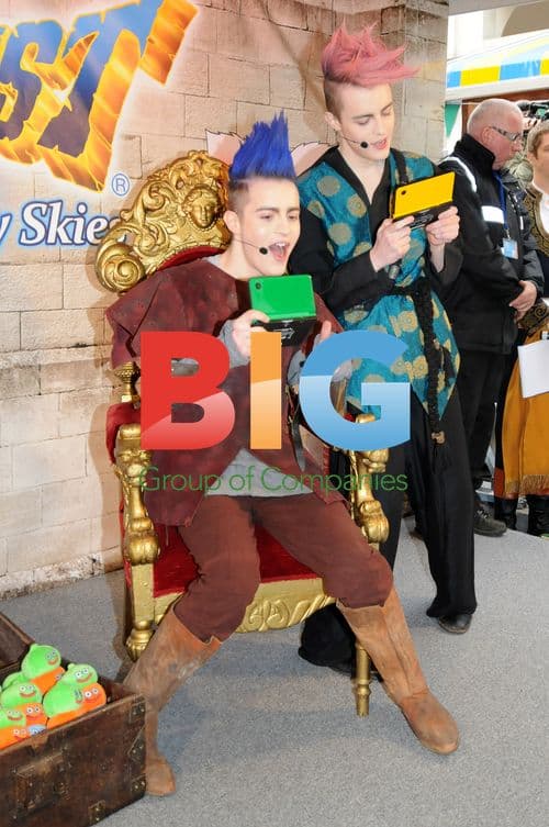 Jedward at Nintendo's Dragons Quest IX Launch