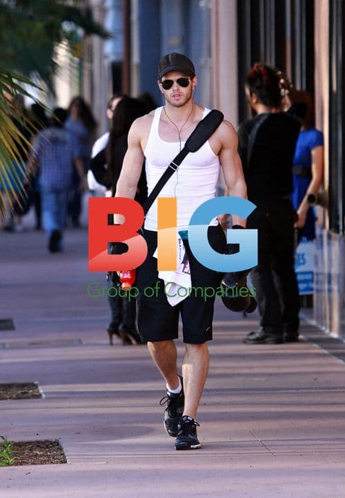Kellan Lutz at Boxing Gym