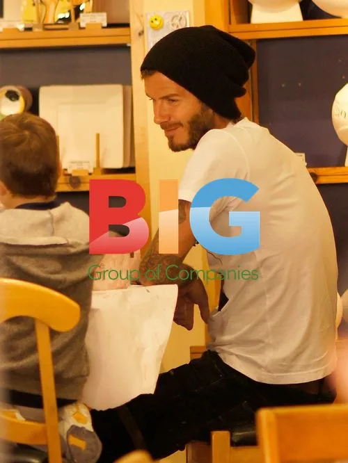 David Beckham with Son at Paint Shop