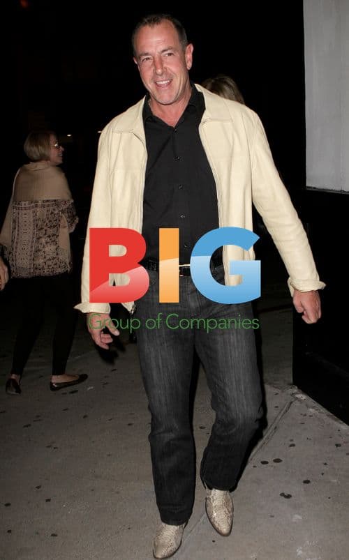Michael Lohan arrives for dinner