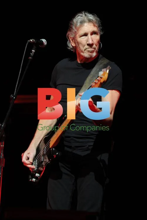 Roger Waters performs 'The Wall' in Florida