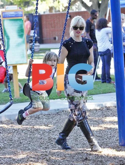 Gwen Stefani and Gavin Rossdale with Children