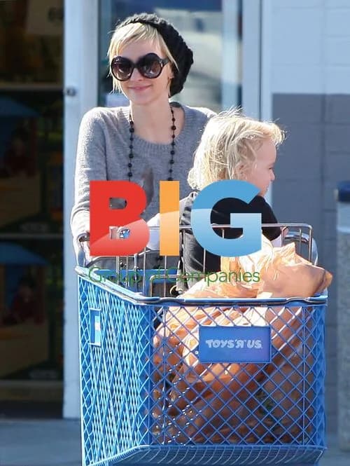 Ashlee Simpson and Pete Wentz with son Bronz Mogwi