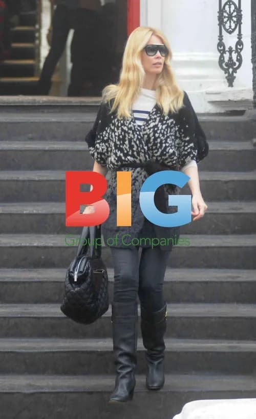 Claudia Schiffer on school run in London