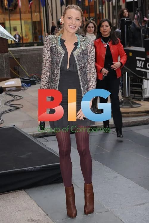 Blake Lively Unveils Swarovski Star