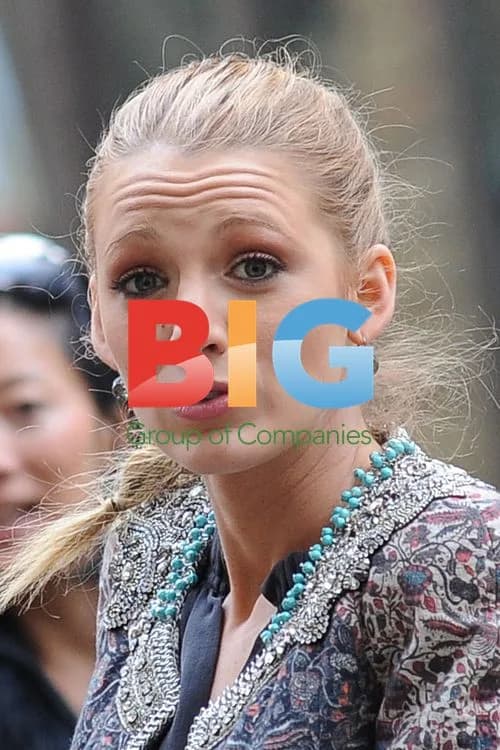 Blake Lively Unveils Swarovski Star