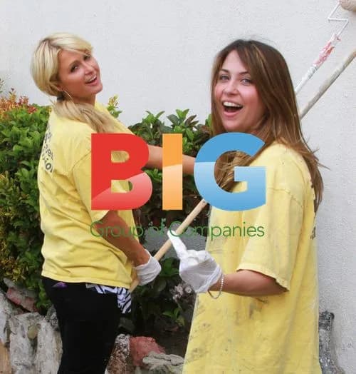 Paris Hilton Doing Community Service