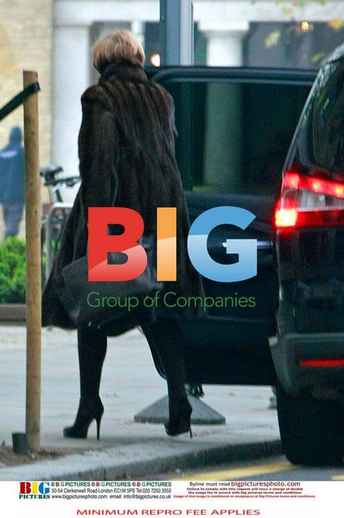 Anne Robinson Out in London