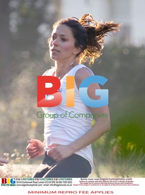 Weather Girl Clare Nasir Workout