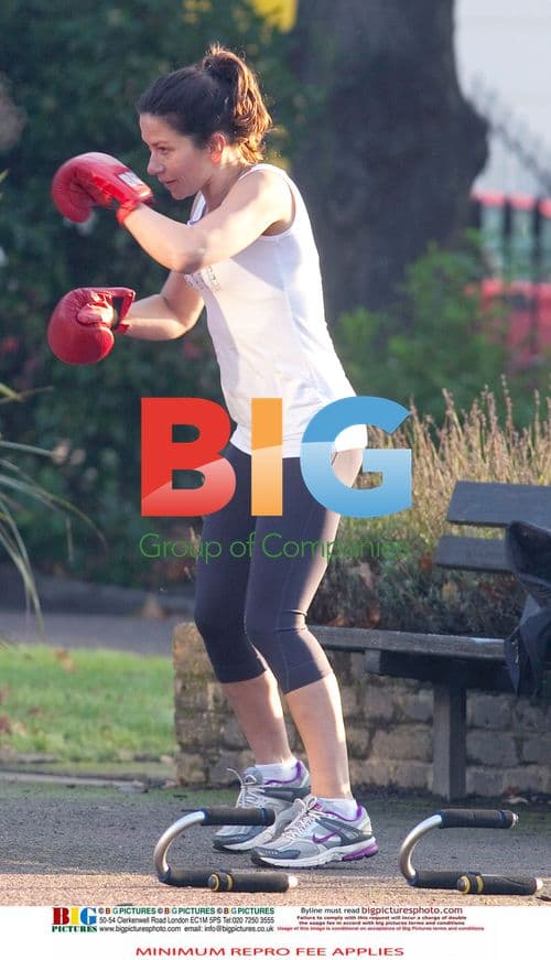 Weather Girl Clare Nasir Workout