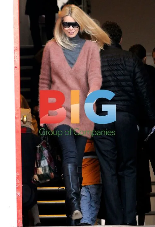Celeb Mums on School Run