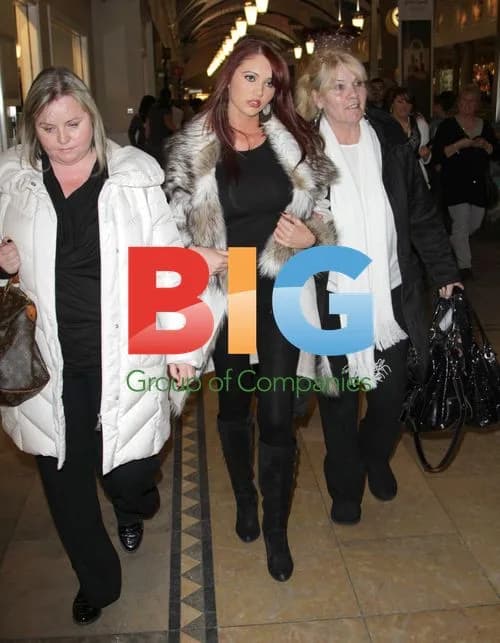 Amy Childs Tries to Meet Katie Price at Book Signing