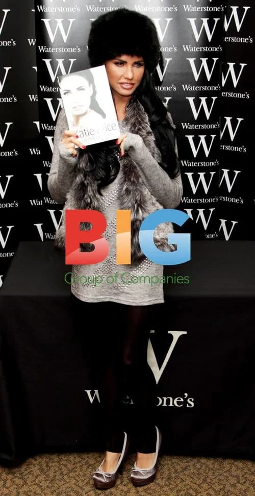 Katie Price Signing Books
