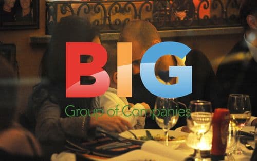 Wesley Sneijder and Yolanthe Cabau at La Briciola