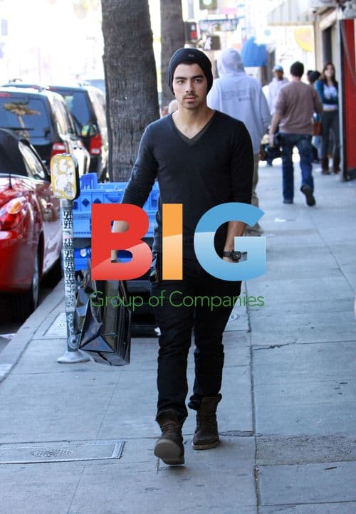 Joe Jonas Shopping in West Hollywood