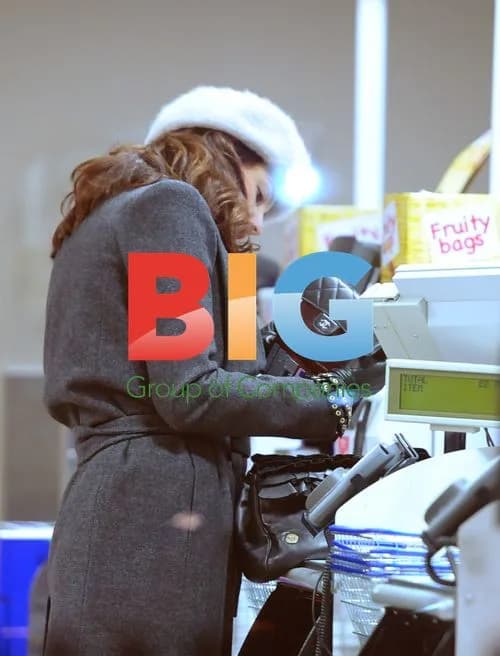 Kelly Brook Enjoys Girl's Night Out in Marylebone
