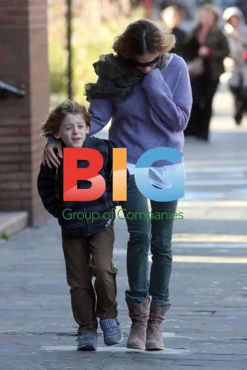 Sarah Jessica Parker Walks Son to School