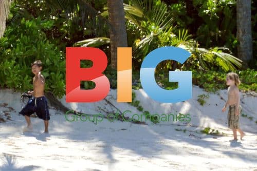 Jolie-Pitt Family Beach Day in Seychelles