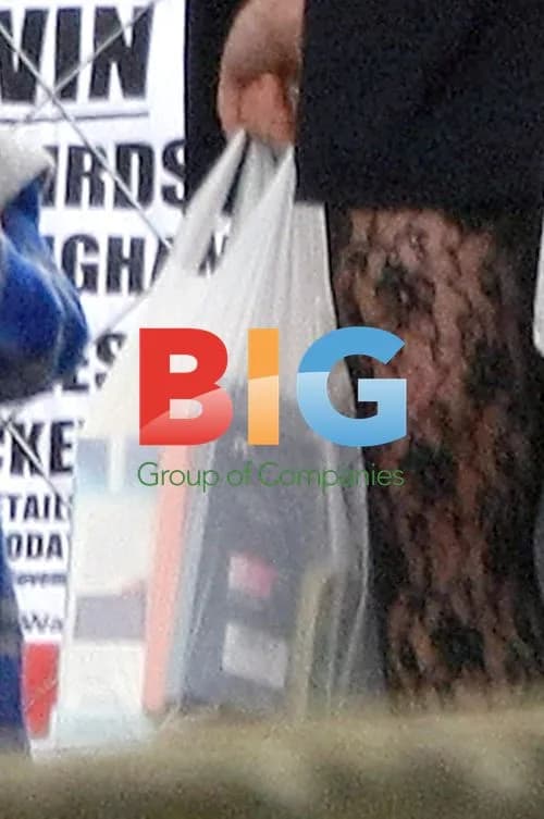 Charlotte Church Shops With Daughter