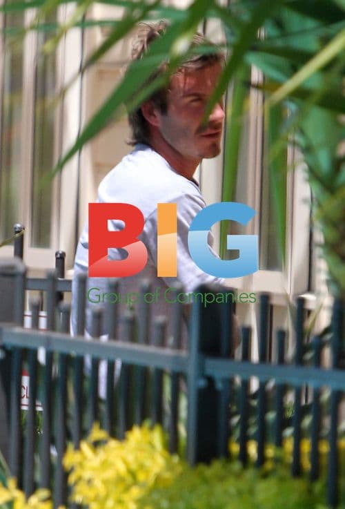 David Beckham relaxes with LA Galaxy teammates