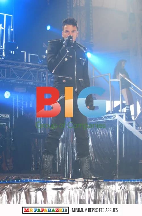 Peter Andre Performs at Butlins After Hospital Stay