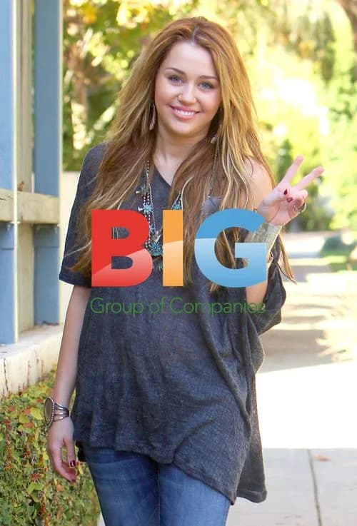 Miley Cyrus Dressed for Cold Weather in Taluka Lake