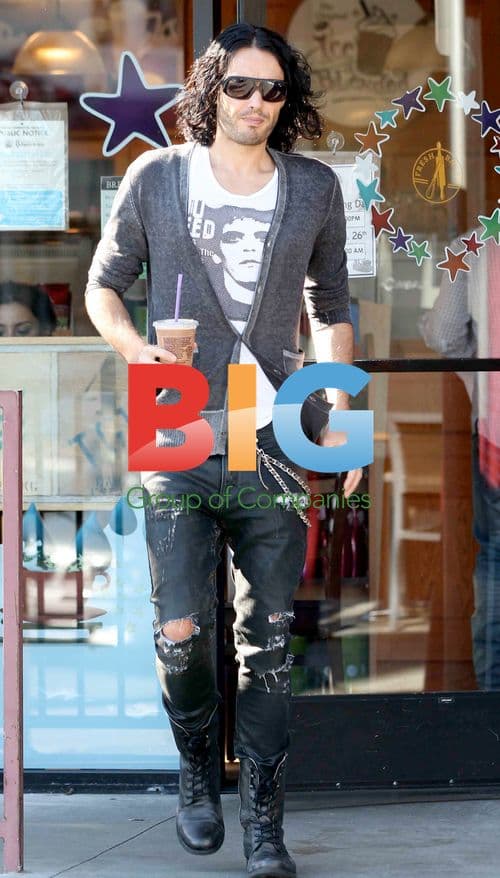 Russell Brand Meets Up with Friends in LA