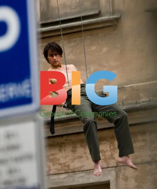 Tom Cruise on set of Mission Impossible 4