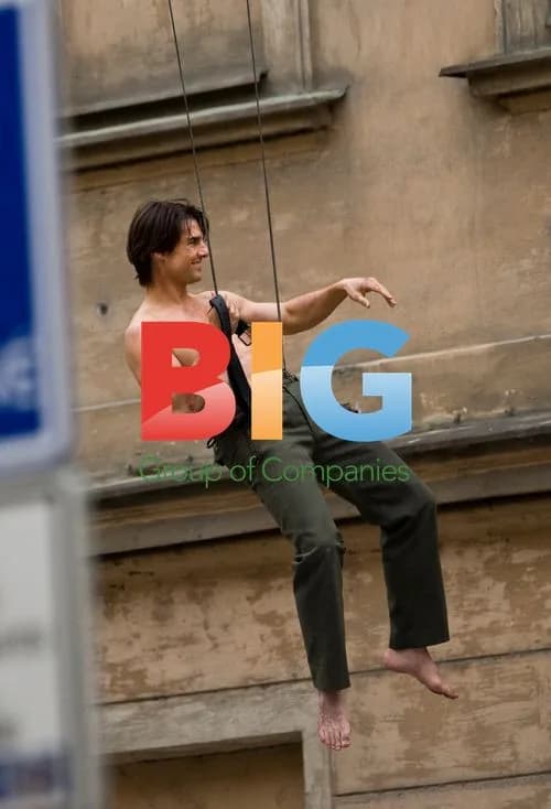 Tom Cruise Does Stunts on MI4 Set