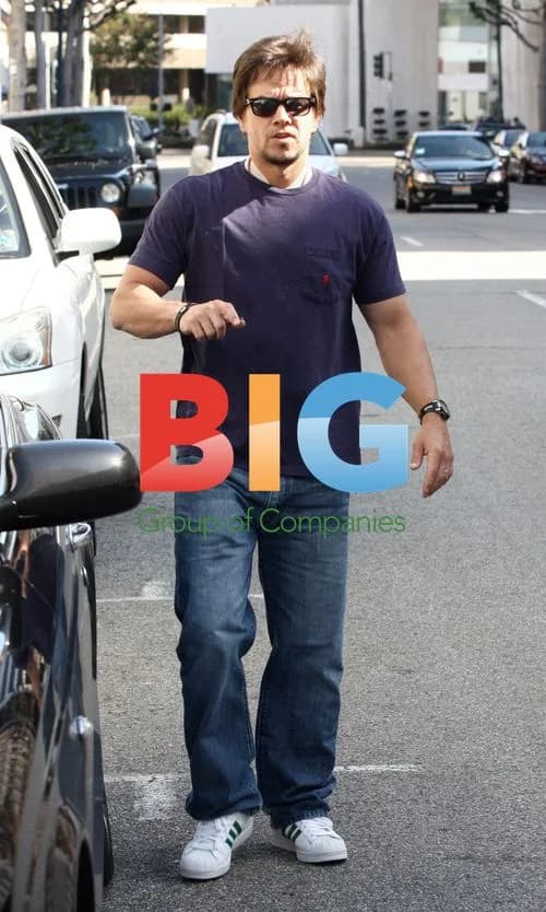 Mark Wahlberg Running Errands in Beverly Hills