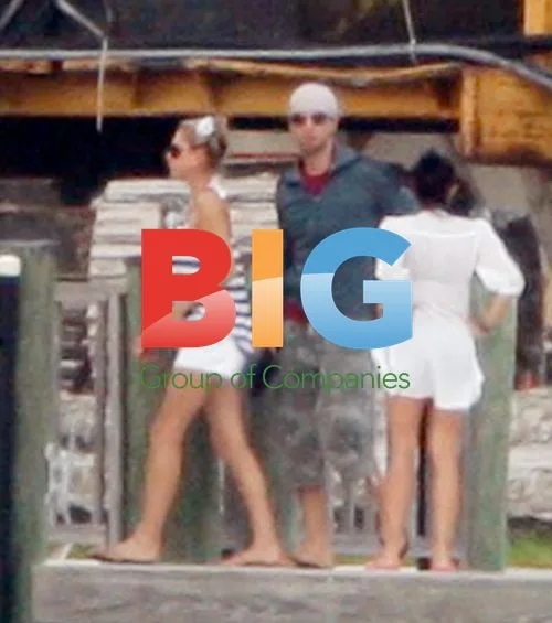 Enrique Iglesias and Anna Kournikova in Florida