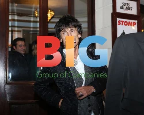 Ronnie Wood at Embassadors Theatre
