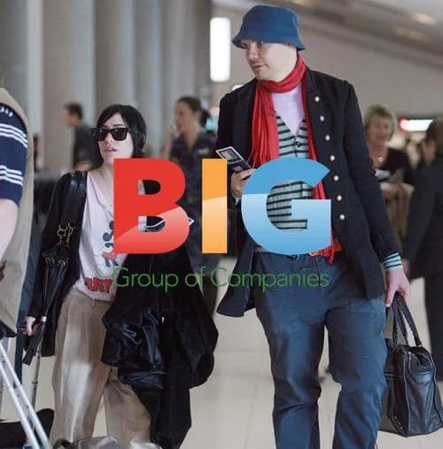 Billy Corgan and Jessica Origliasso depart Perth Airport