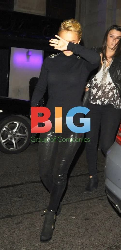 Hayden Panettiere Leaving London Club