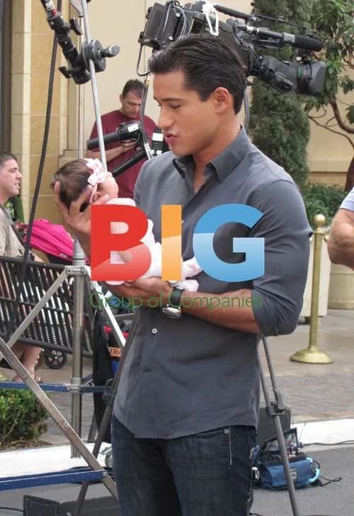 Mario Lopez and Daughter Gia at The Grove