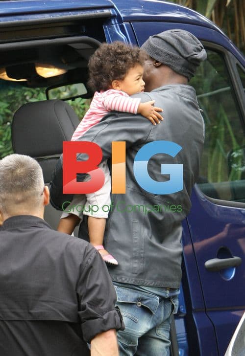 Heidi Klum and Seal take kids to Karate class