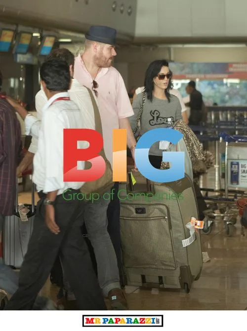 Katy Perry and Russell Brand Arrive in Jaipur