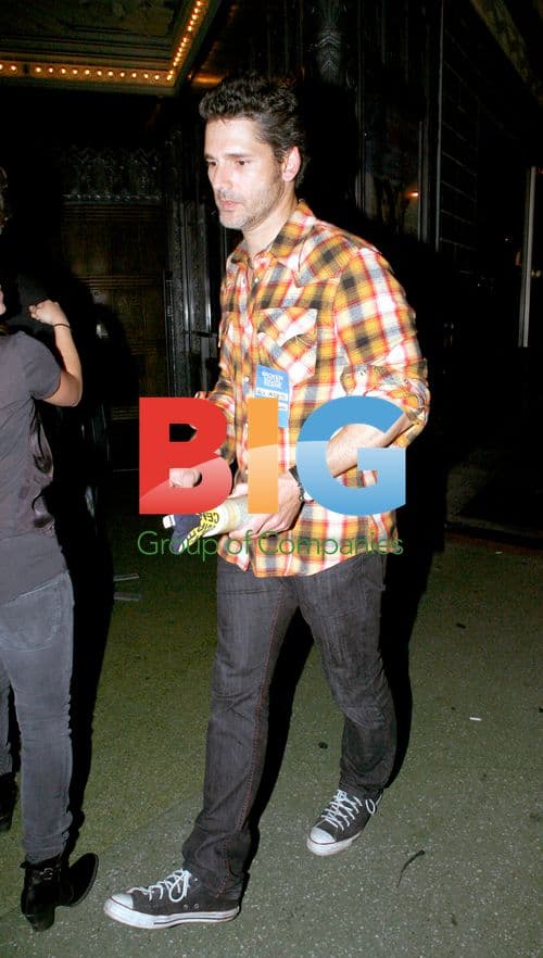 Eric Bana seen leaving concert with new woman