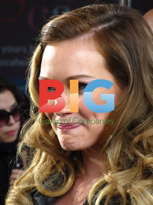 Hilary Duff Promotes "Elixir" Novel