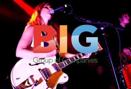 KT Tunstall Performs at Tour Kick-Off