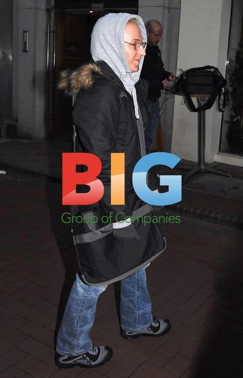 Michelle Heaton in disguise filming 'Anonymous'