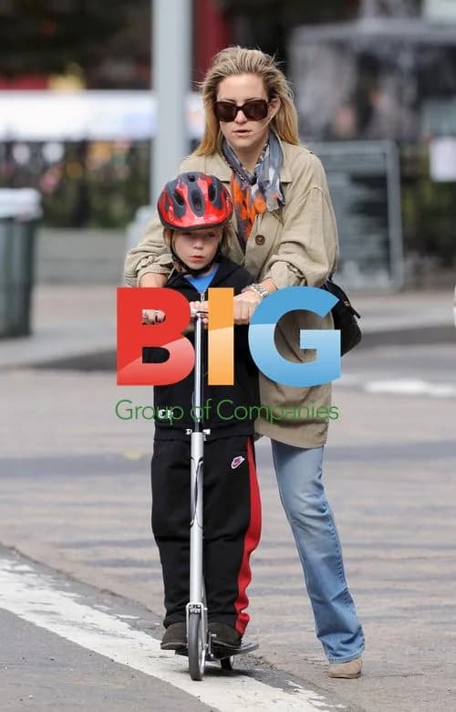 Kate Hudson and son Ryder skateboarding in NYC