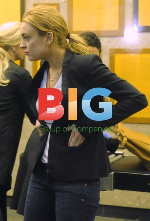 Lindsay Lohan Arrives for Hearing