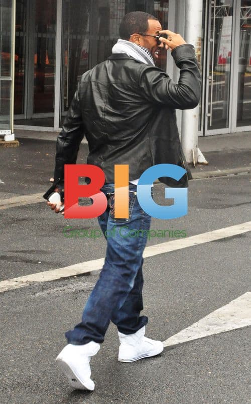 Craig David Arrives for NRJ Tour in Paris